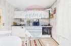 Apartament cu 4 camere de vanzare, Centrala proprie, 13 Septembrie - 6