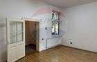 Apartament ultracentral cu curte, 2 unități locative. Str. Pitesti - 19