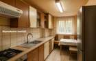 Casa formata din doua apartamente, cu curte de 450 mp, in zona Trei Stejari - 10