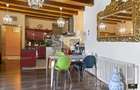 Casa impresionanta | 12 camere | Curte individuala | 4 locuri de parcare - 7