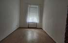 Apartament la casă cu front stradal,  str. M. Eminescu. 119 900 E. - 3