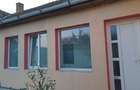 inchiriez casa cu  2 camere,hol,baie,buc. pt. activitati comerciale in SANICOARA - 6