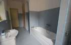 Apartament spatios 3 camere,zona medicina - 9