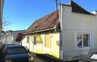 Casa Vanzare Centru Ultracentral 110 mp cu 581 Mp Teren Utilitati Asfalt - 1