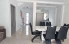 Casa moderna 3 camere 2 bai curte si parcare zona Triajului - 8