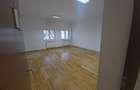 Spațiu ideal activități diverse – 22 mp Faleza Nord Birou - 1