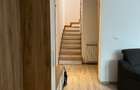 Închiriez apartament duplex cu curte  - 1
