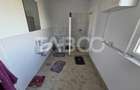 Casa de vanzare zona Negoiu 4 camere 208 mp utili si curte 550 mp - 13