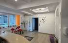 Piata Romana / cladire comerciala 2004 / duplex etaj 1+2/5 / 6 camere + receptie - 1