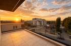 Penthouse deosebit de vânzare – 3 camere, 3 băi, 2 locuri de parcare incluse - 1