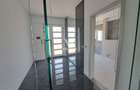 Vilă modernă premium cu piscină interioară, teren 1200 mp și panoramă - 24