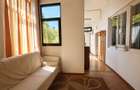 De vânzare | Casă renovabilă cu teren 601 mp | Gruia – zona 7 Străzi - 13