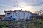 Casa com.Maicanesti, cu 3118 mp teren intravilan - 3