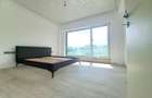 Casa cu piscina interioara si priveliste catre Cetatea Cisnadioarei - 24