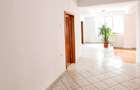 Crangasi- Belvedere  spatiu /Showroom/Creatie/ curte 4 masini - 8
