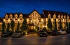 Hotel 3* + Pensiune 4*, piscina, teren tenis, 6.200mp parc privat +, Sanpetru, B - 3