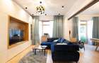 Casa la curte comuna, 3 camere, tavan înalt și terasă – zona Scala Center - 1