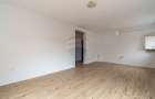 Apartament renovat cu 2 camere + loc de parcare de vanzare Floresti - 2