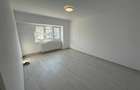 Dacia - statia Bicaz, ap 2 camere decomandat 56mp, renovat complet, liber - 3