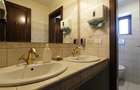 Vanzare hotel in zona superba de munte cu priveliste incredibila din camere - 18