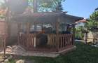10 camere, teren generos, cu garaj pentru 2 mașini