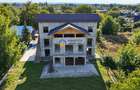 Casă P+2E din cărămidă, 549 mp, teren 1.400 mp, construcție 2021, Roznov
