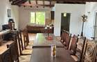 Casa Pensiune in Viile Satu Mare teren 1,63 ha, 11 camere, 10 bai - 4