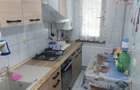 Apartament trei  camere renovat, zona Școala 1/8 Sud - 2
