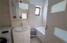 2 CAM BUCIUM INTABULAT PE IASI , GEAM LA BAIE, MOBILAT UTILAT - 8