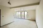 Fratelia - 3 Camere - 2 Bai - 2 Balcoane - Etaj 1 - Spatios - Loc de parcare - F - 1