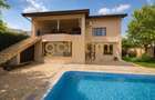 VILA INDIVIDULA/CURTE/PISCINA/MOBILATA/PIPERA/PROMENADA - 1