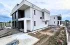 VILA DUPLEX, complex rezidential, 173mp, teren 305mp, loc. 1 Decembrie - 7
