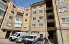 Apartament cu 3 camere de inchiriat, Comanesti, jud. Bacau - 2