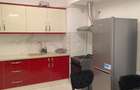 Închiriez apartament 2 camere mobilat lux cu loc de parcare la subsol - 1