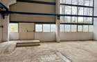 Închiriez spatiu industrial 990 MP - 5,5 euro /mp /luna +TVA - 1