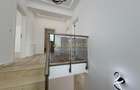 Vila individuala P+1E cu finisaje de lux - 4 camere 3 bai - 540mp teren - 9