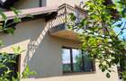 Vila de vânzare 325000 euro 206metri pătrați, teren 950  - 2