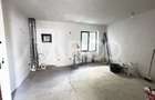 Apartament de vanzare 3 camere nemobilate 56 mpu cu balcon Central - 3