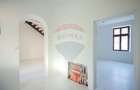 Apartament cu 4 camere de vânzare, ultracentral - 3
