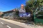 Bocsa Romana, 2 Corpuri de cladire cu Teren si garaj, la Strada Principala - 1