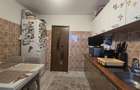 De vanzare apartament 2 Camere str Cornisa zona Scoala 10 - 9
