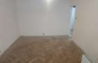 Decomandat cu 2 bai la etajul 2  renovat - 15