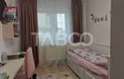 Apartament renovat 66 mp 3 camere 2 bai balcon pivnita Cisnadie - 8