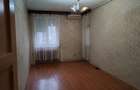 Apartament 3 camere-cvartal Onesti - 1