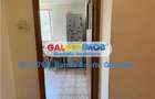 Vanzare apart de 2 camere ,decomandat  etaj 3, ZONA OZANA - 2