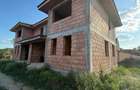 MT253 Duplex la rosu, 4 camere, Sanandrei, la asfalt