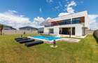 Vila premium cu piscina Balotesti | Teren 800 mp