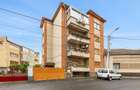 Apartament spațios de vânzare în zonă selectă -Strada Mozart - 11