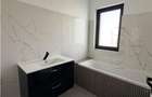 Duplex locatie excelenta - asfalt - 3 bai - doua balcoane - 10