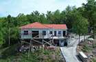 Casa noua cu teren 2,7 hectare in zona montana Apuseni, Bihor - 2